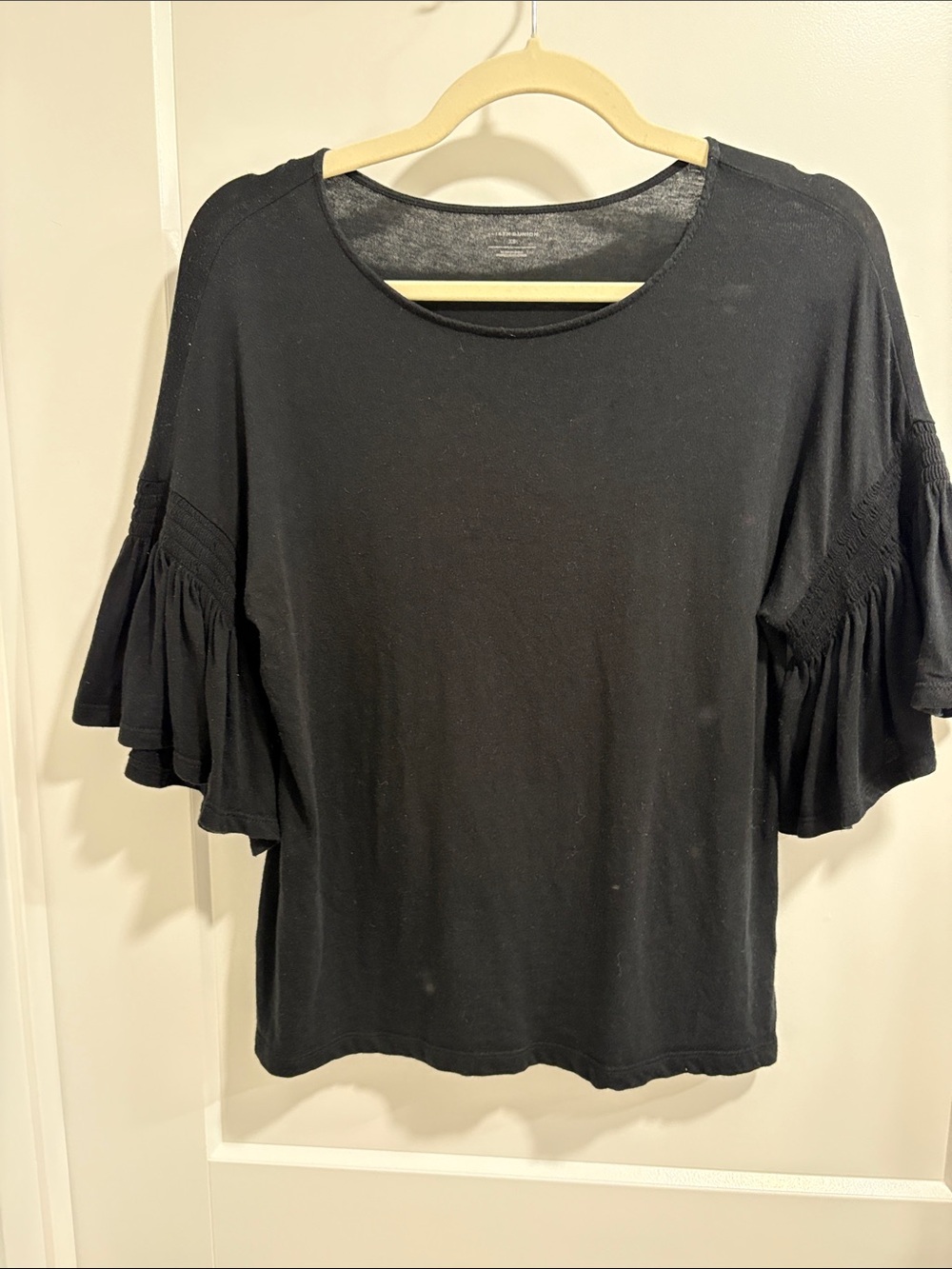 14th & Union Black Ruffle Sleeve Tee